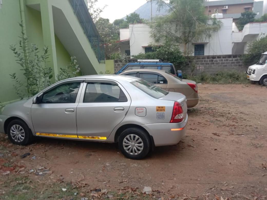 Sri Shankaraa Guest House Tiruvannamalai Exterior photo