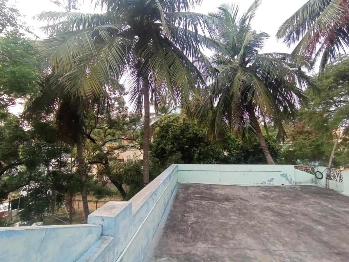 Sri Shankaraa Guest House Tiruvannamalai Exterior photo