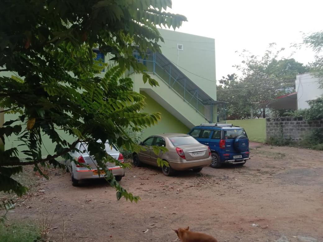 Sri Shankaraa Guest House Tiruvannamalai Exterior photo
